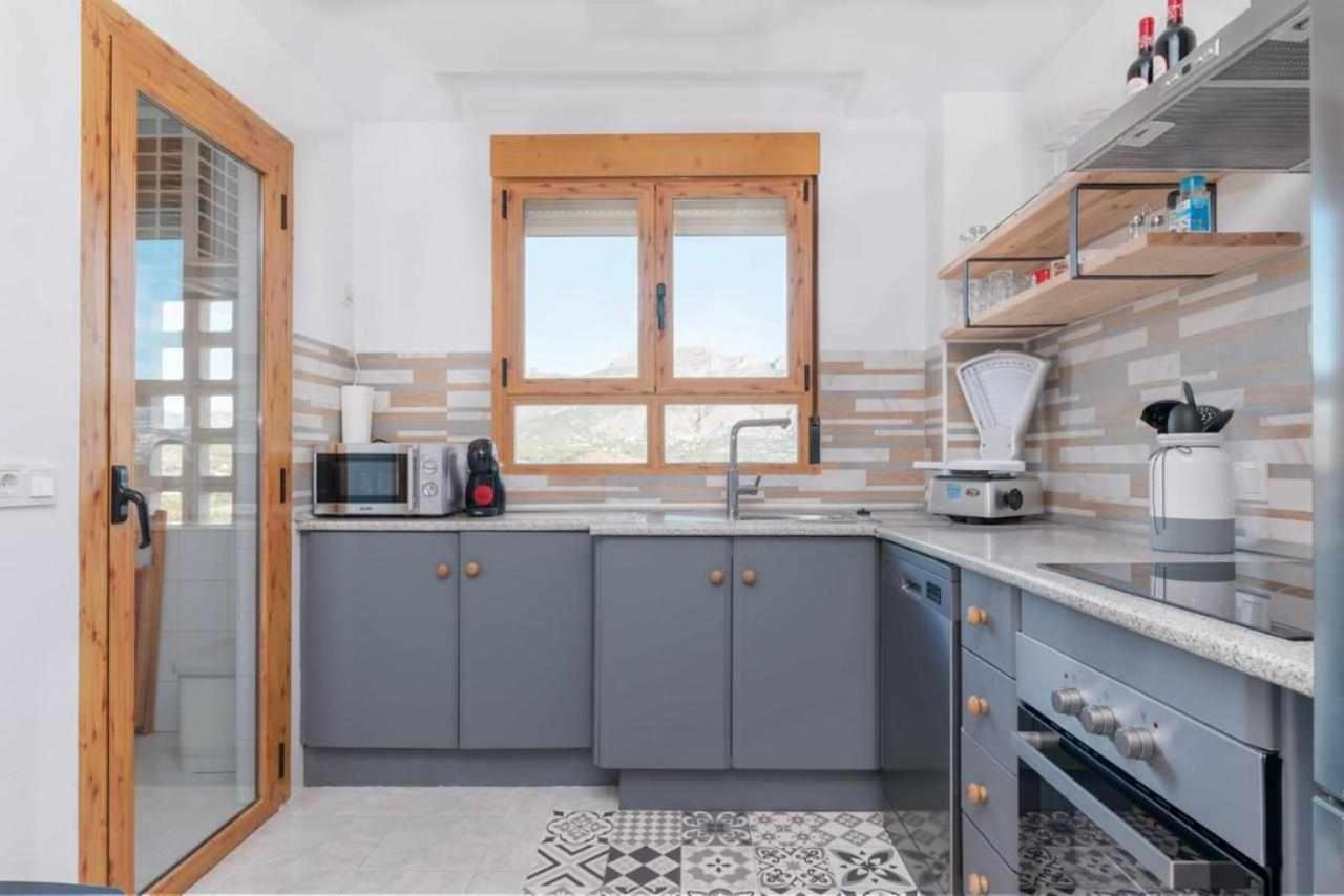 Apartamento El Eden By Altea Holiday Homes Екстериор снимка