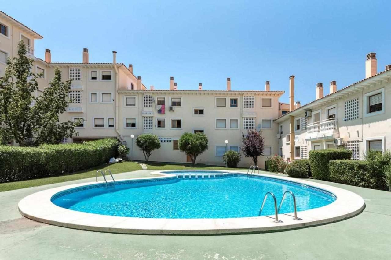 Apartamento El Eden By Altea Holiday Homes Екстериор снимка
