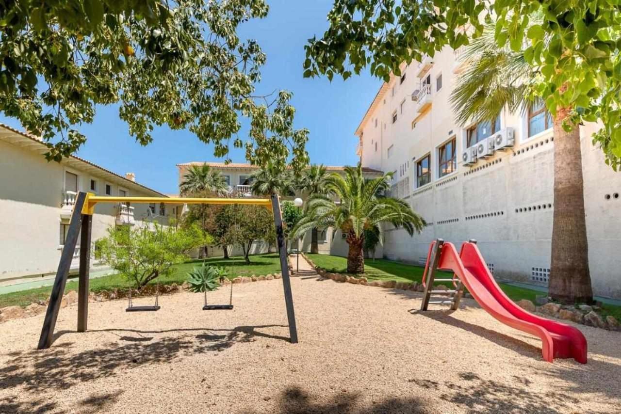 Apartamento El Eden By Altea Holiday Homes Екстериор снимка